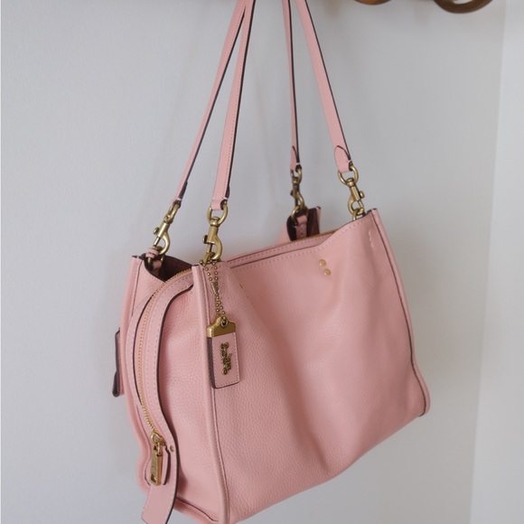 Coach Rogue 30 - Picture 12 of 16